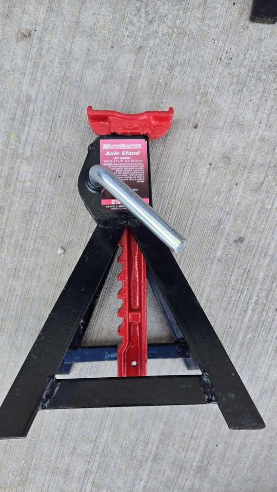 2 Ton Double Locking Jack Stands Pair - photo 3