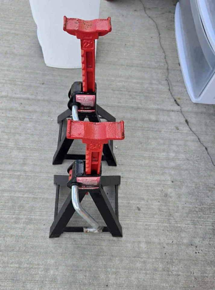 2 Ton Double Locking Jack Stands Pair - photo 5