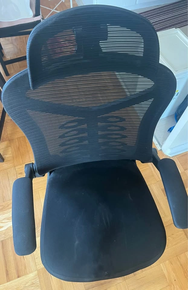 Office desk and chair - photo 2
