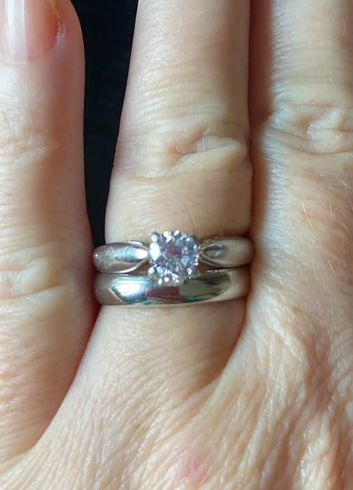 Platinum engagement and wedding rings - size 7 - photo 3