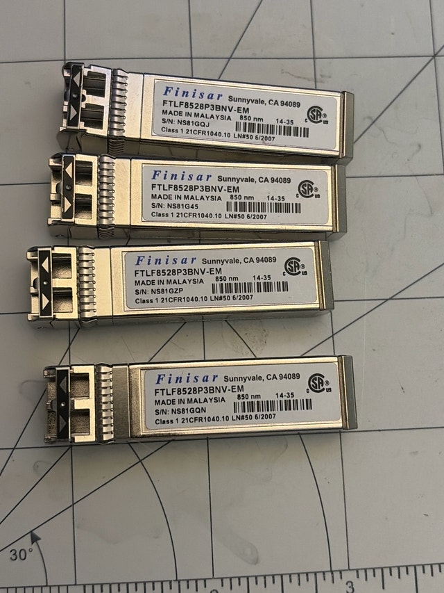 Finisar FTLF8528P3BNV-EM SFP+ Transceiver (4x)