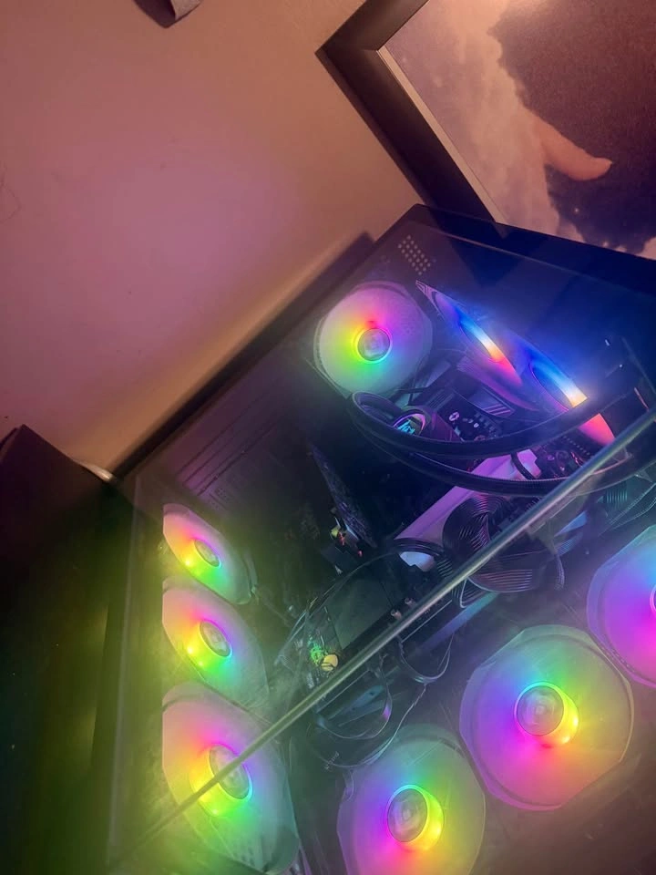 Complete High-End Gaming & Streaming Setup - photo 5