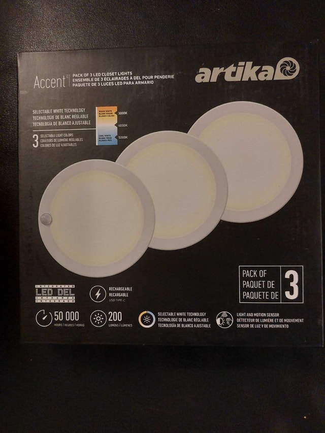 Artika LED Rechargeable Puck Lights
