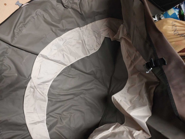 SaluSpa Inflatable Hot Tub Cover - photo 3