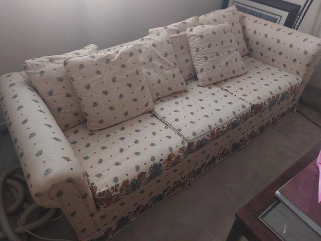 Sealy Sofa Bed - photo 4