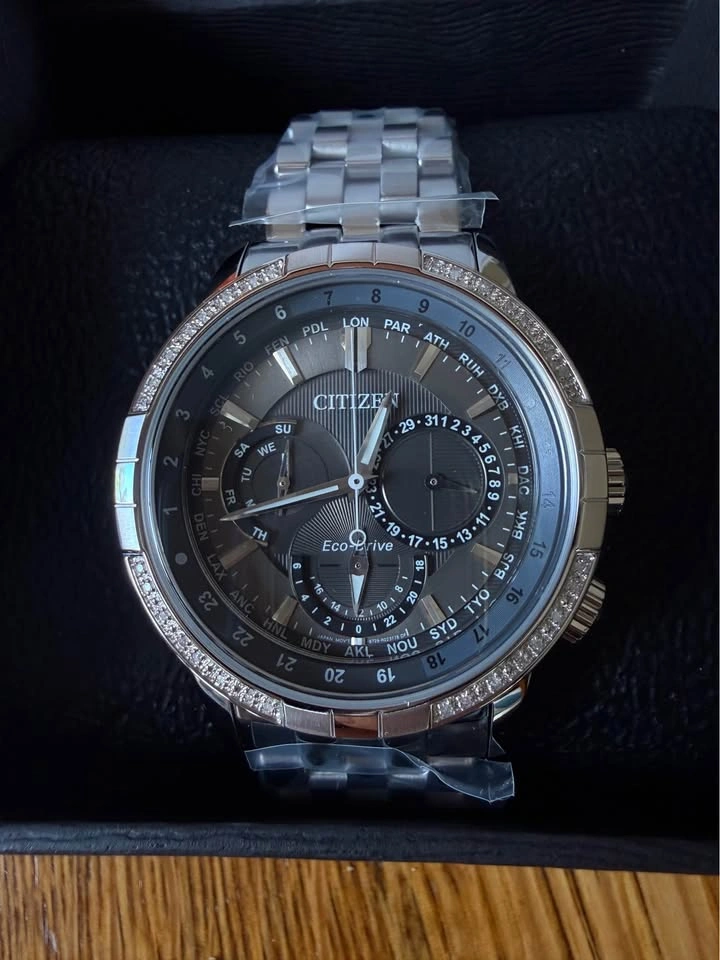BNIB Citizen Eco-Drive Calendrier 44mm Men’s Watch – BU2080-51H - photo 2
