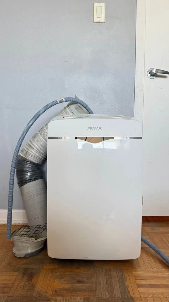 NOMA 10,000 BTU Portable Air Conditioner – Excellent Condition