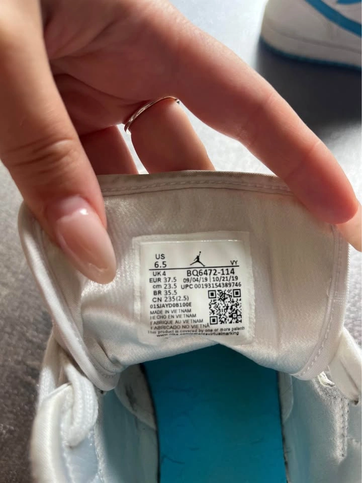Air Jordan 1 Mid “UNC” 6.5W - photo 4