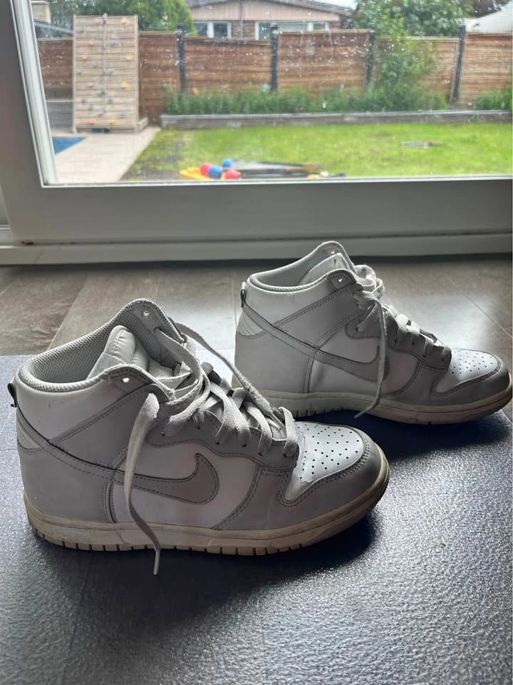 Nike Dunk High “Vast Grey” 5.5Y