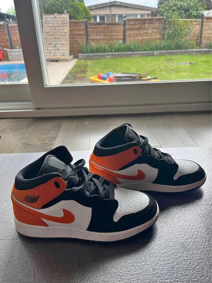 Air Jordan 1 Mid “Shattered Backboard” 5Y