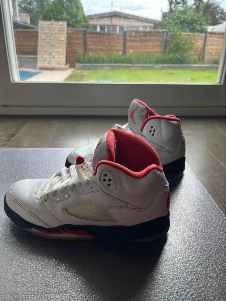 Jordan 5 Retro “Fire Red - Silver Tongue” 5.5Y - photo 3