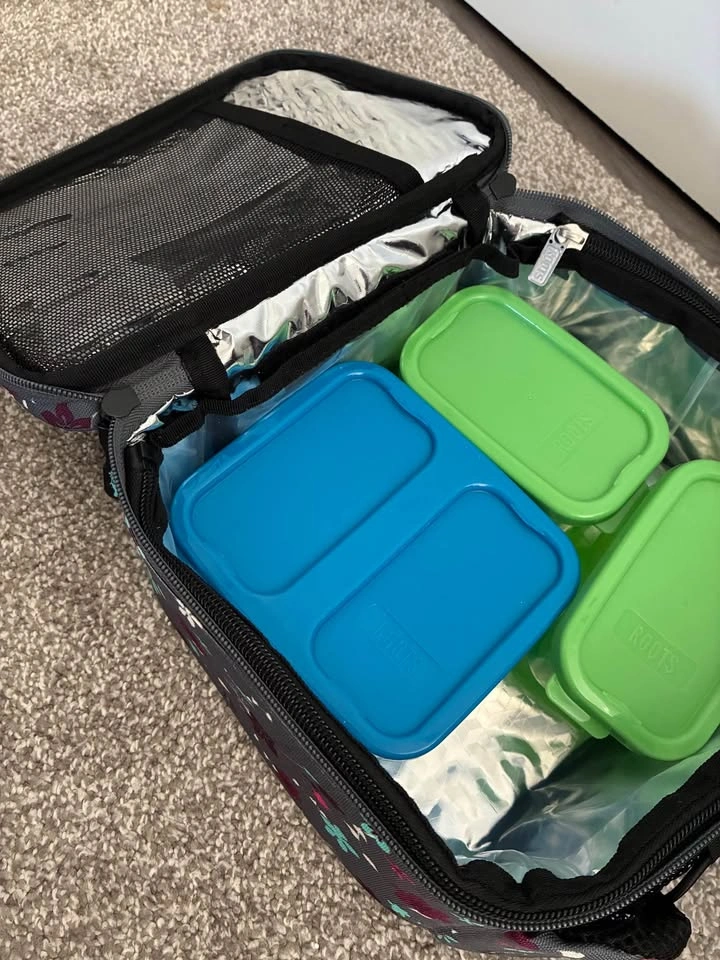 Roots Insulated Lunch Bag with Containers - photo 4