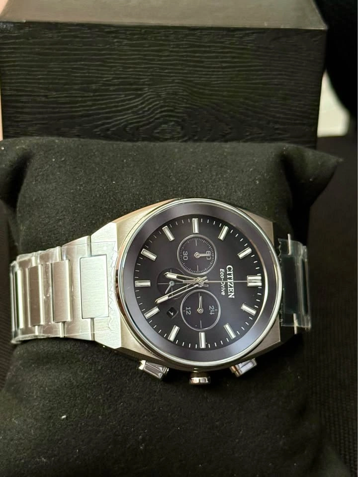 Brand New Citizen Axiom SC Eco-Drive Chronograph CA4580-50E - photo 3