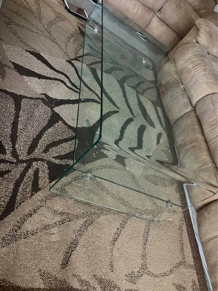 Modern Waterfall Glass Coffee Table - photo 4