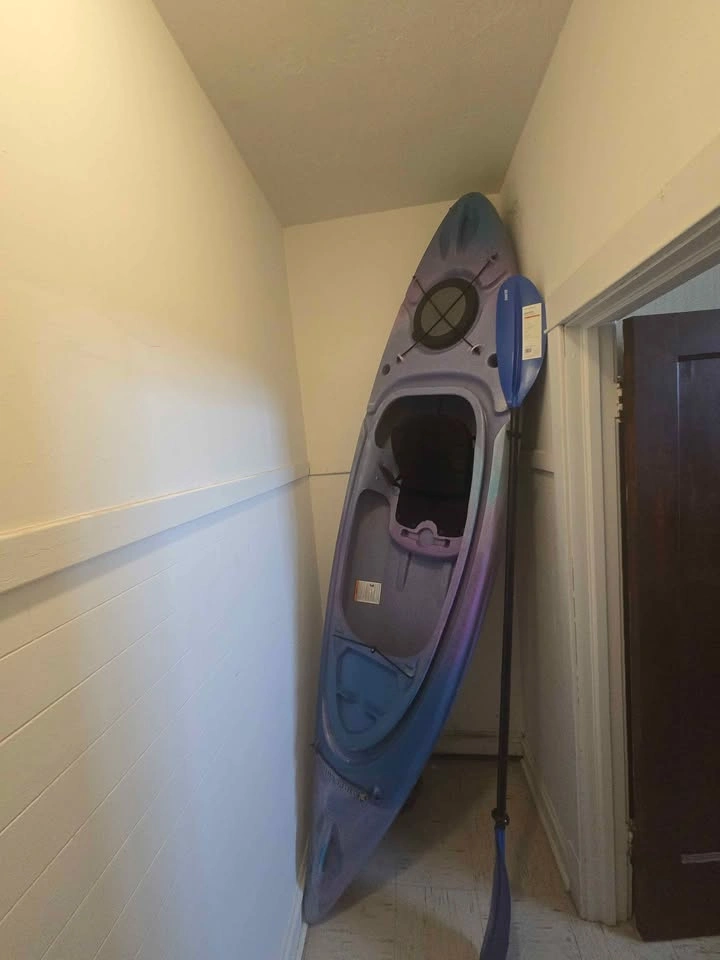 Perception Swifty 9.5 DLX Kayak + Paddle + XL Life Jacket - photo 2