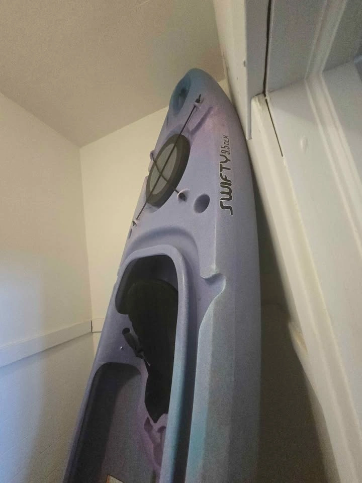 Perception Swifty 9.5 DLX Kayak + Paddle + XL Life Jacket - photo 4