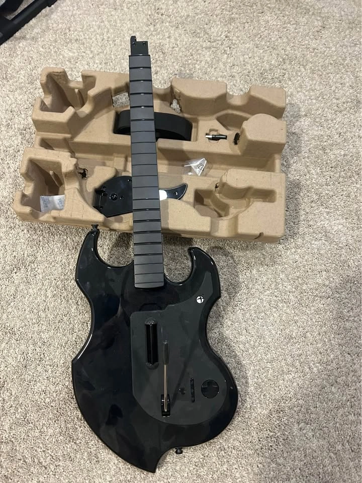 PDP Riffmaster Wireless Guitar Controller (Xbox) – Like New - photo 5