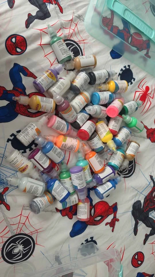 🎨 Scribbles 3D Fabric Paint Lot – Mixed Colors 🎨 - photo 3