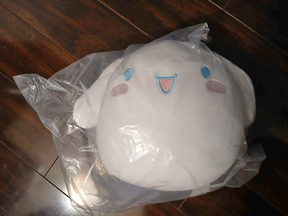 Squishmallows Cinnamoroll Hello Kitty and Friends Plush
