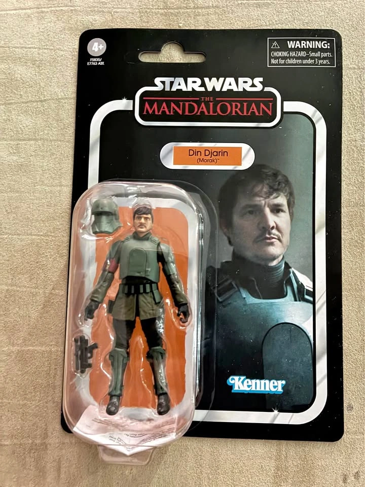 Star Wars: The Vintage Collection action figure of Din Djarin (M