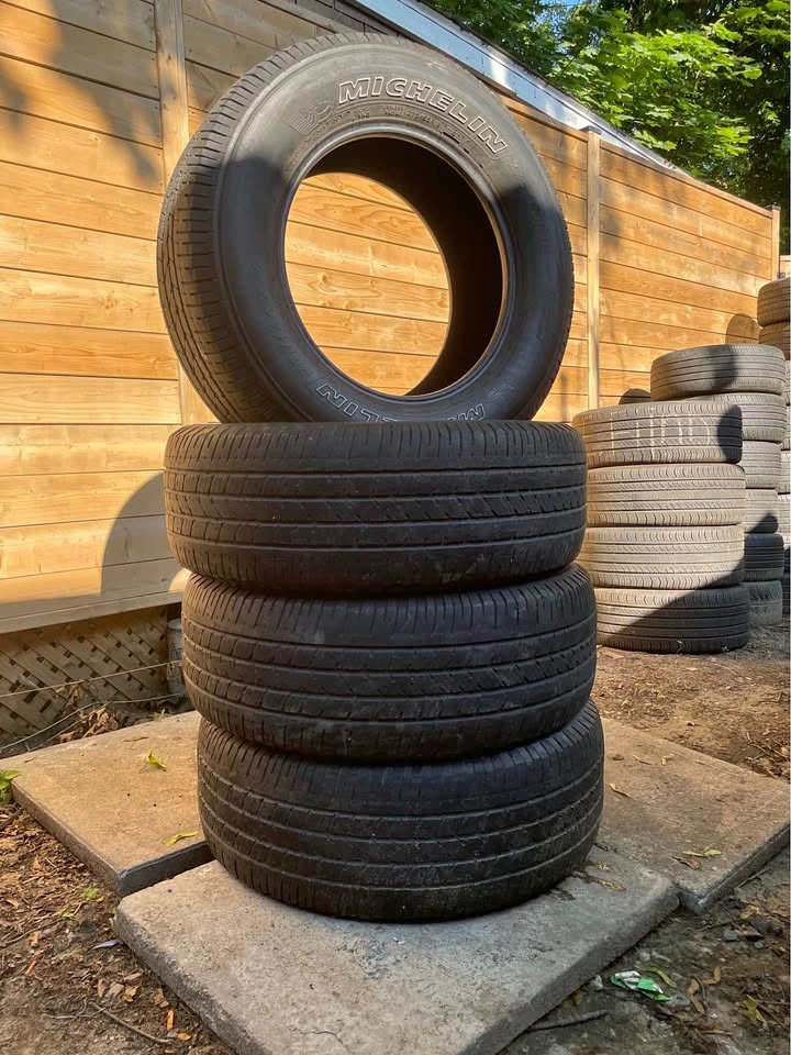 275/65R18 Michelin All Season Tires - Set of 4 tires
