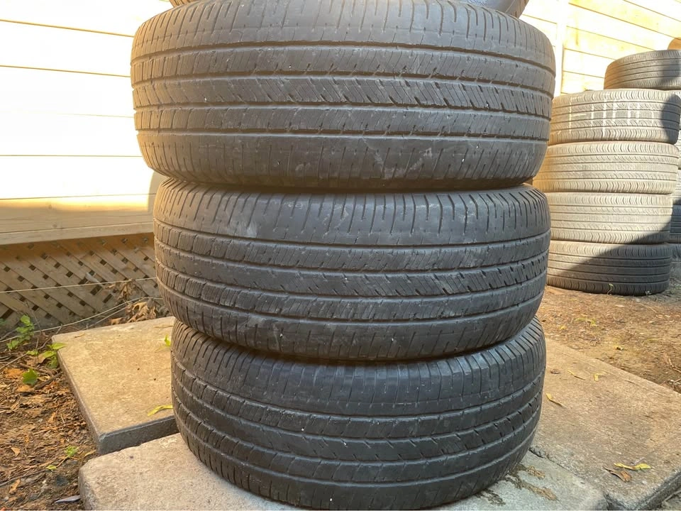 275/65R18 Michelin All Season Tires - Set of 4 tires - photo 3