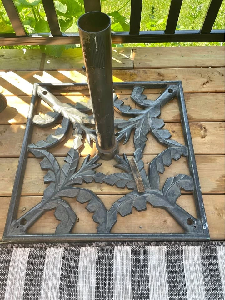 Heavy solid umbrella stand