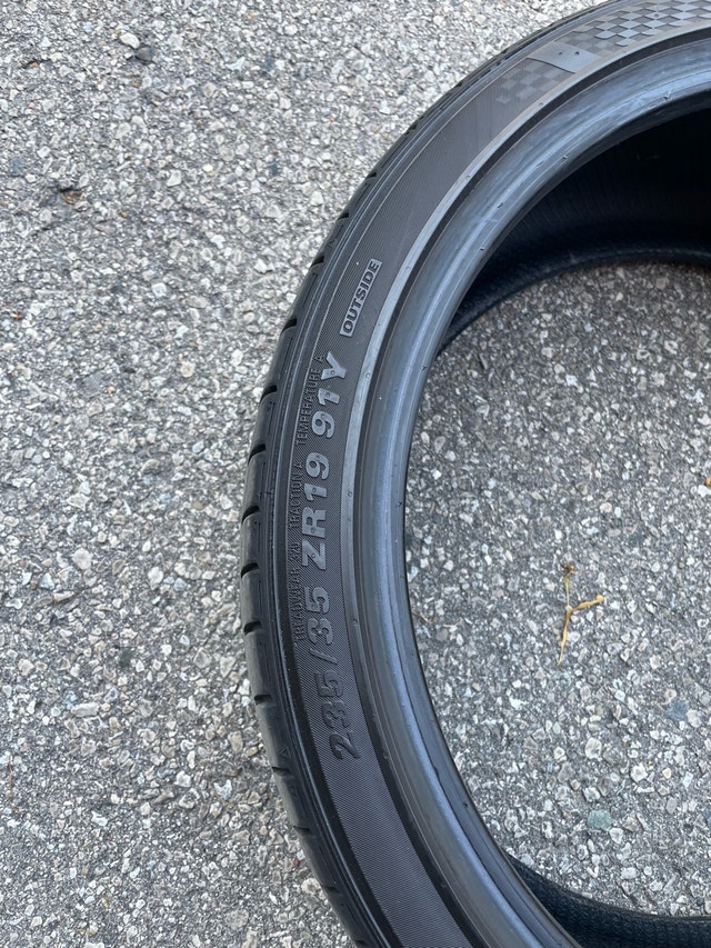 Kumho ECSTA Ps71 235 35 19 - photo 3