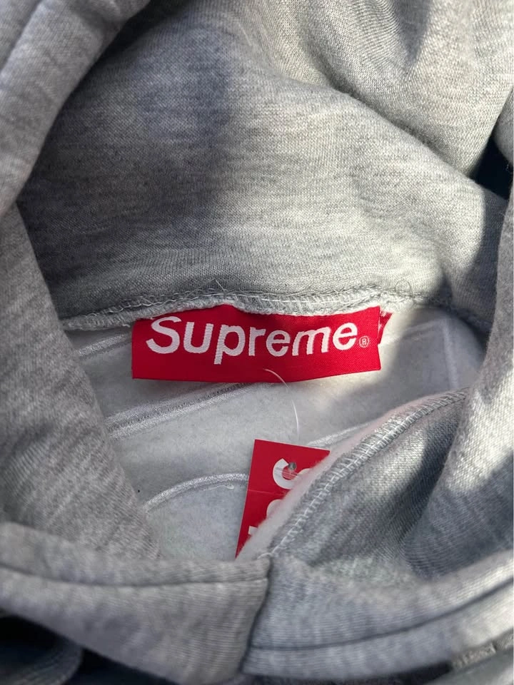 supreme hoodie - photo 3