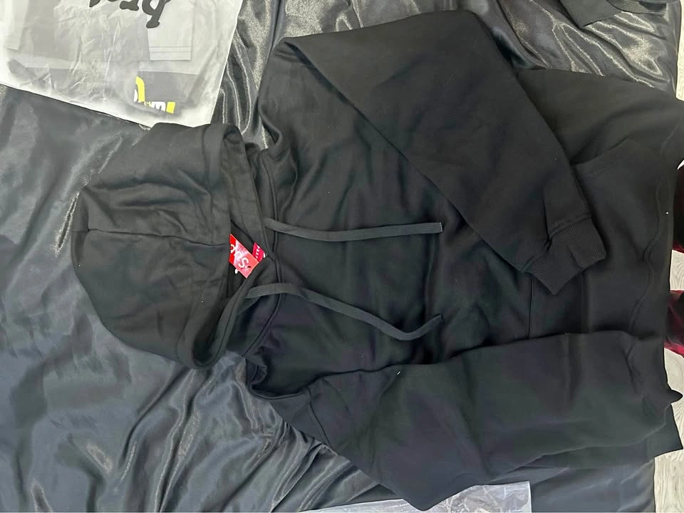 Supreme hoodie