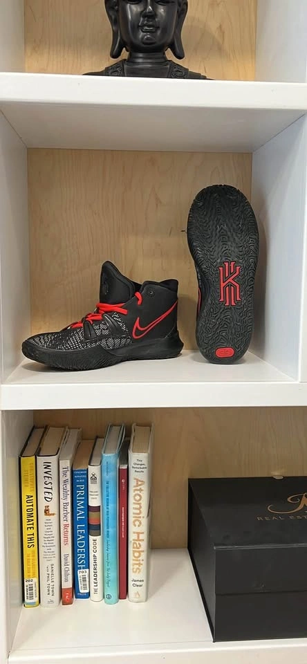 Nike Kyrie 7 Bred, Men's 7.5 / Youth 6.5
