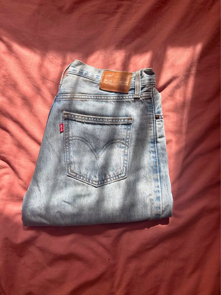 Levis dad jeans size 28