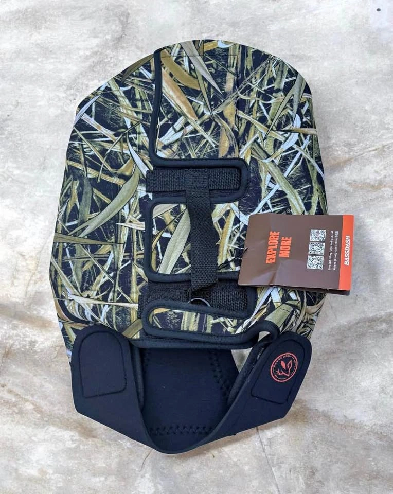 Brand New Camo Neoprene Dog Vest Size M