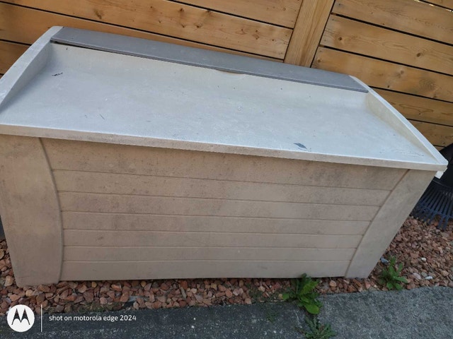 Suncast Storage Compartment