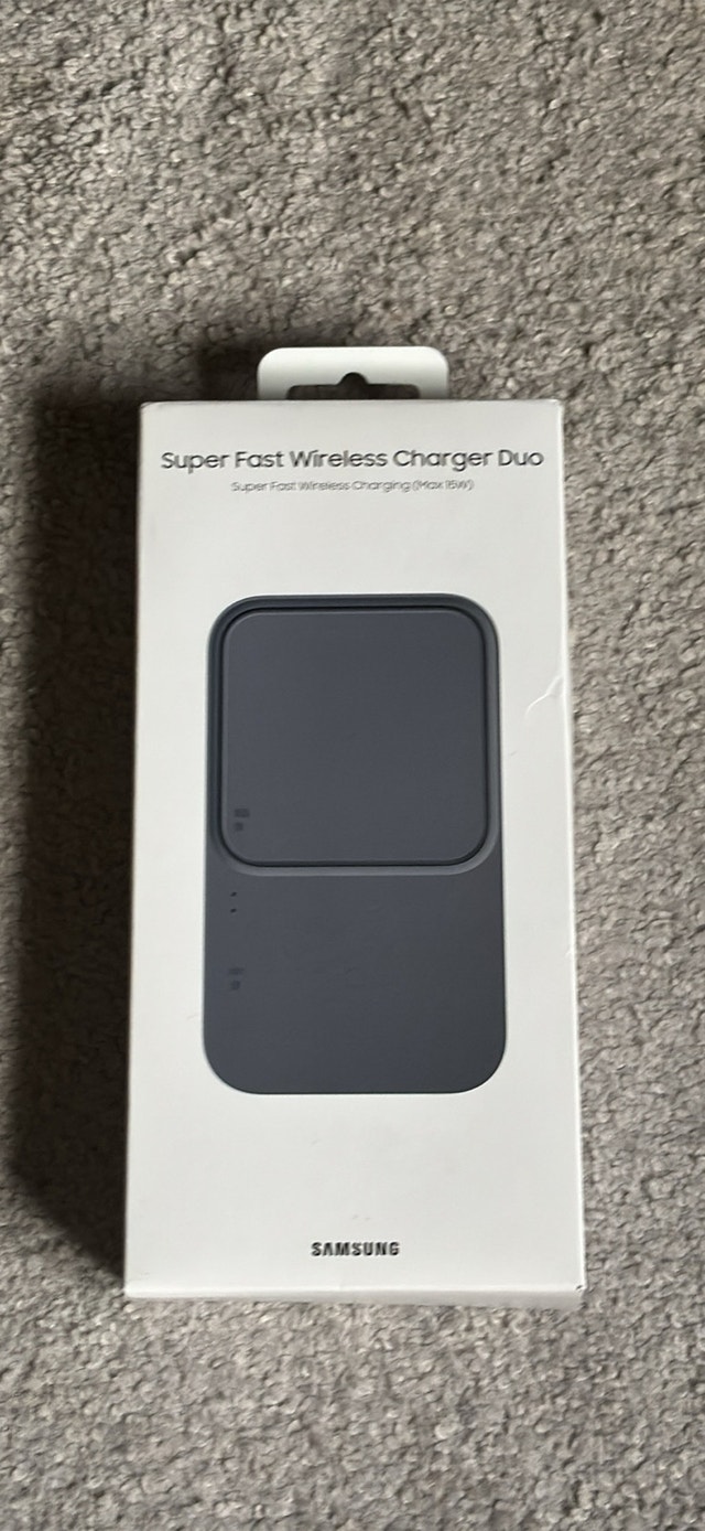 Samsung Super Fast Wireless Charger Duo (Brand New & Sealed)