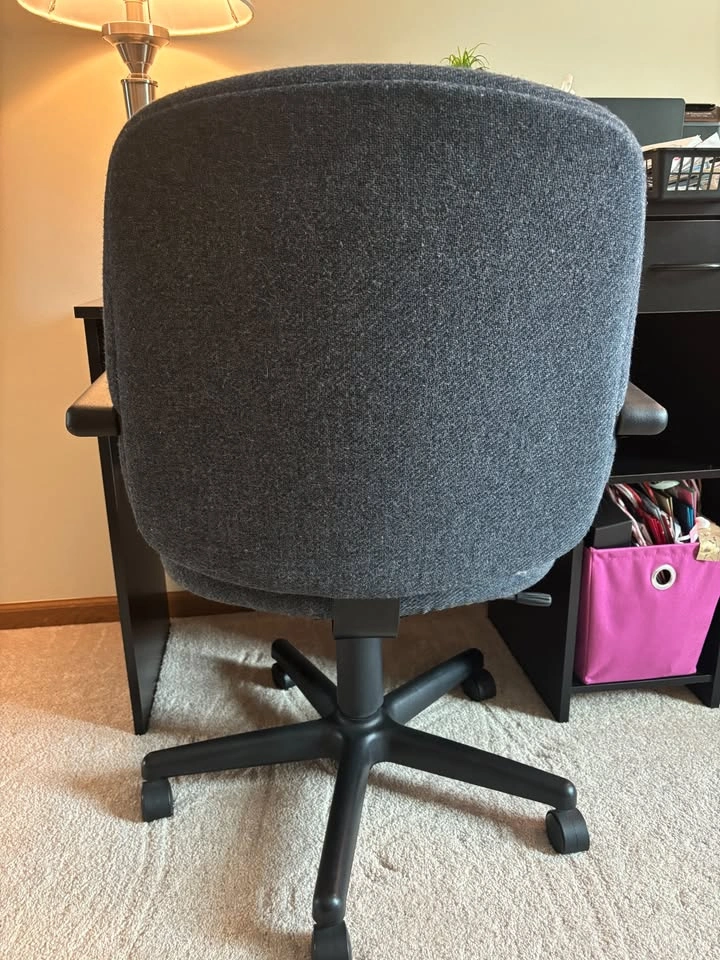 Gray, fabric desk chair - photo 3
