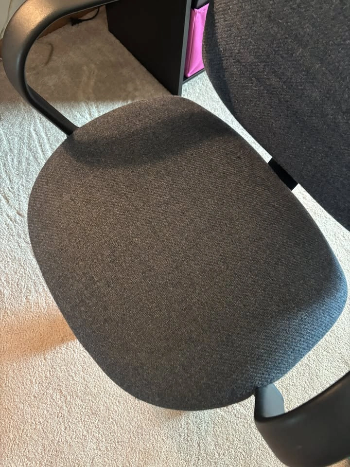 Gray, fabric desk chair - photo 4
