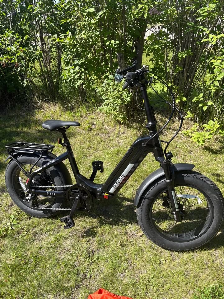 Aventon Sinch Folding Fat Tire E-bike - photo 2