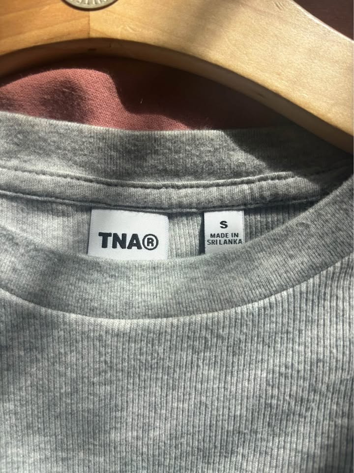 Aritzia homestretch long sleeve tee - photo 3