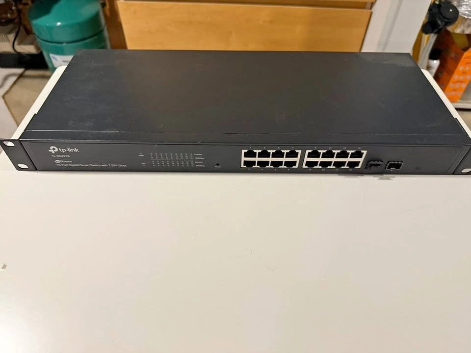 TP-Link Omada TL-SG2218 16-Port Gigabit Smart Managed Switch