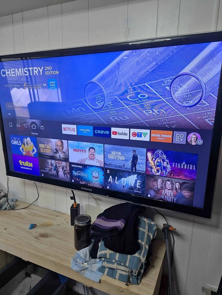 55" Samsung TV with wall mount