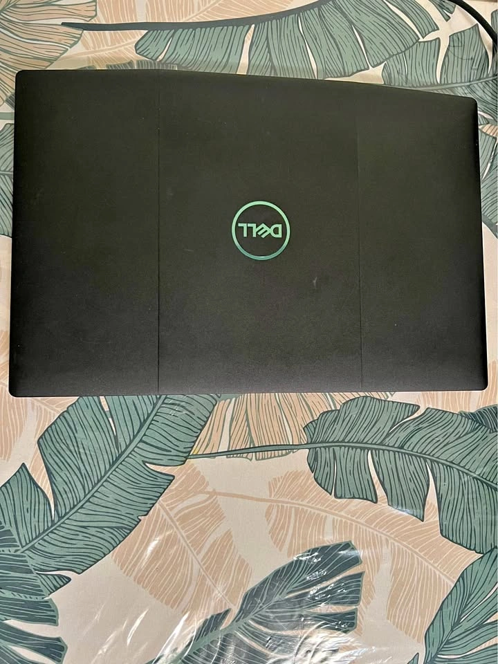 Dell G3 Gaming Laptop core i5 16gb ram 1.1 TB