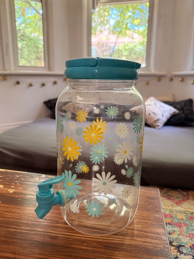 Drinks/ water dispense
