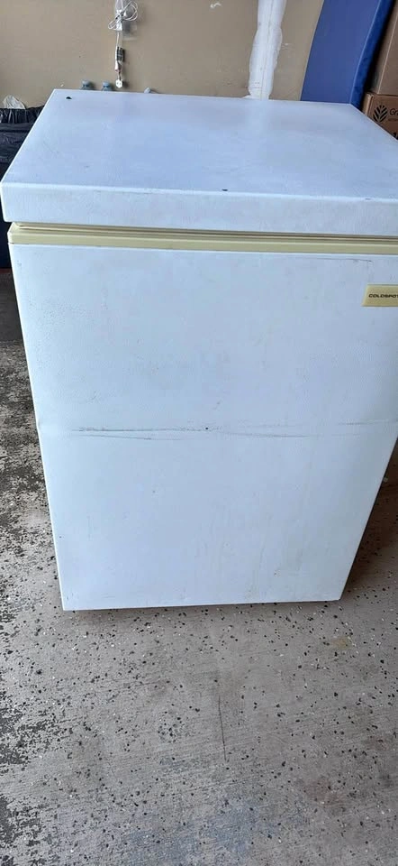 Deep Freezer – Good Working Condition Move out sale