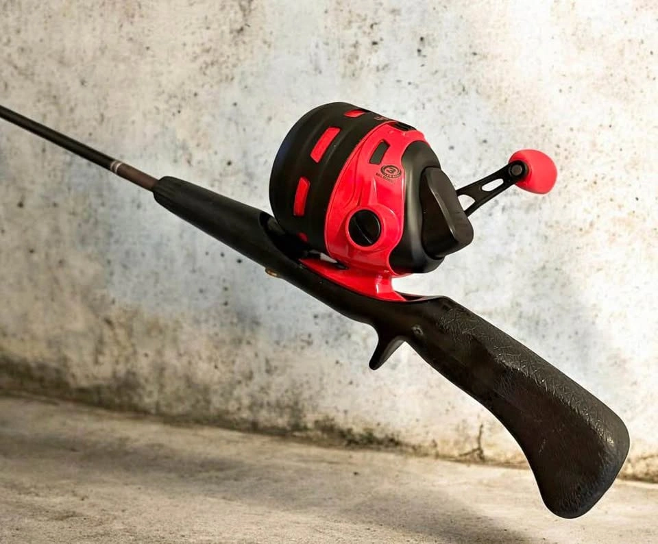 Spincast Fishing Rod and Reel