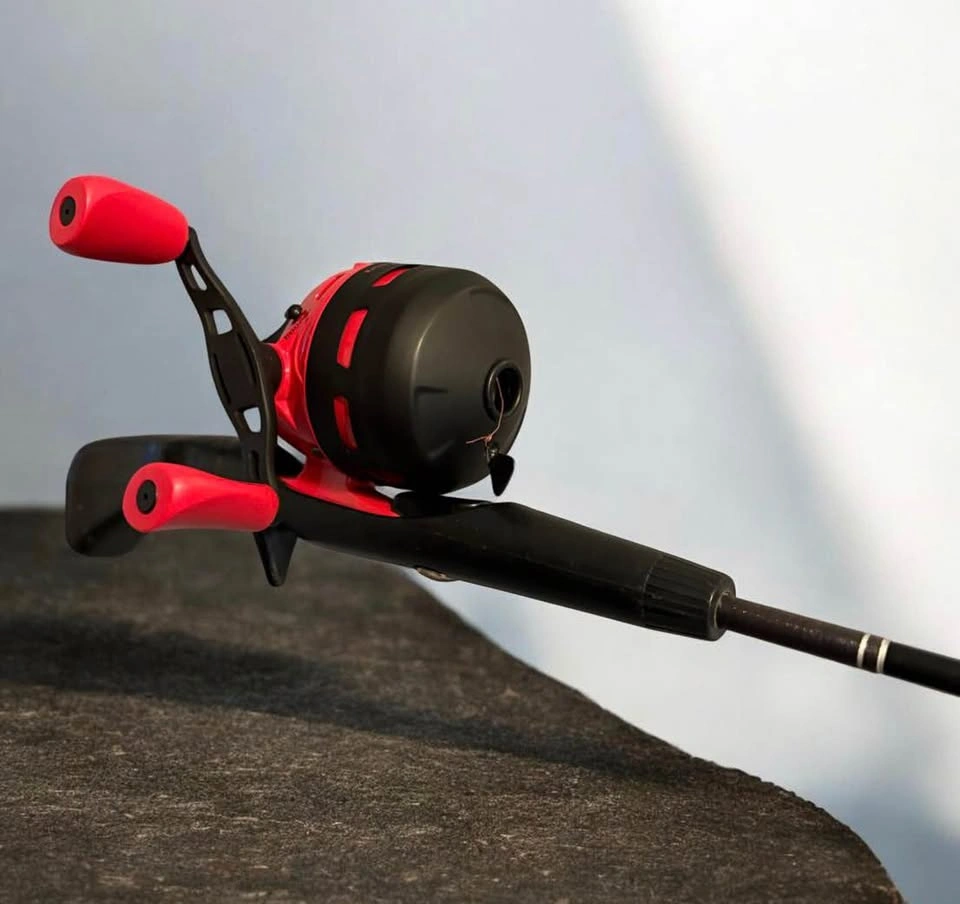 Spincast Fishing Rod and Reel - photo 4