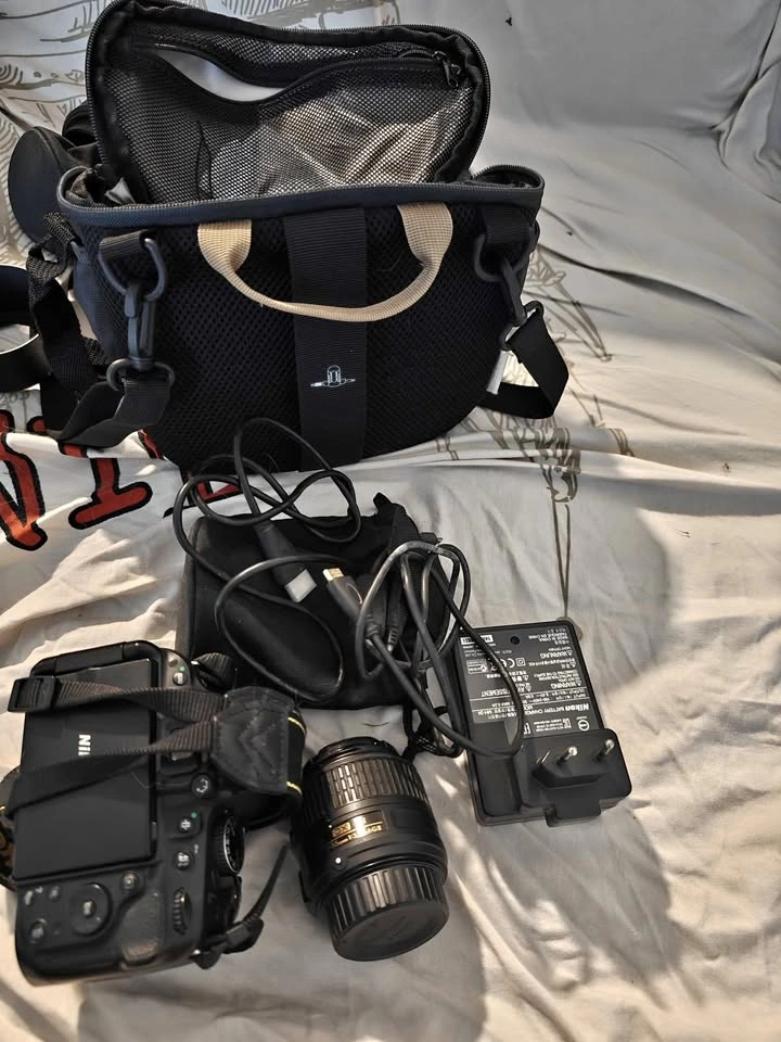 Nikon D5200 with 2 Lens