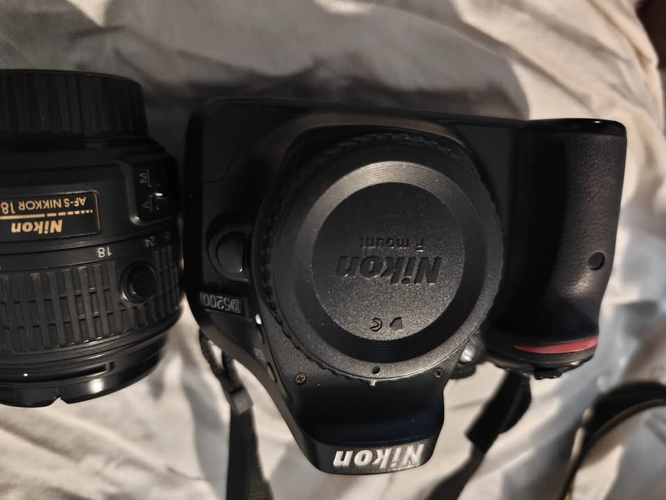 Nikon D5200 with 2 Lens - photo 5