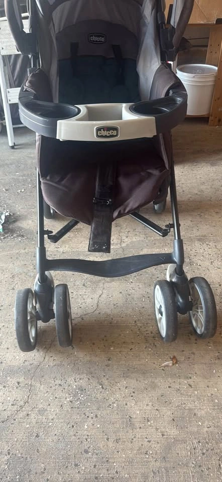 Chicco baby stroller (double wheel) - Move out sale - photo 5