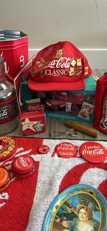 Assorted Coca-Cola Items (See video!) - photo 4